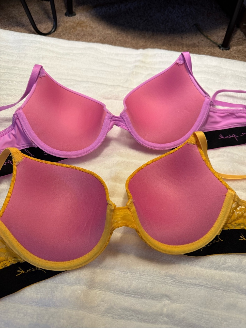 Colorful bras - Picture 3 of 5